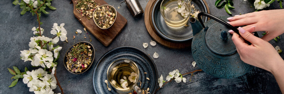 Herbal-tea-For-Glowing-Skin Skinluv.in